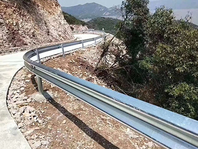 两波护栏板